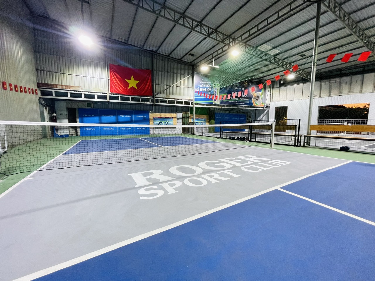 SÂN PICKLEBALL NÂNG CAO